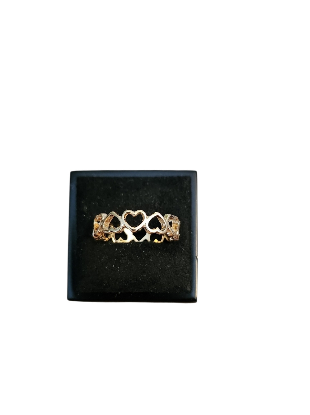 Size 8 Gold Toned Open Heart Chain Link Ring